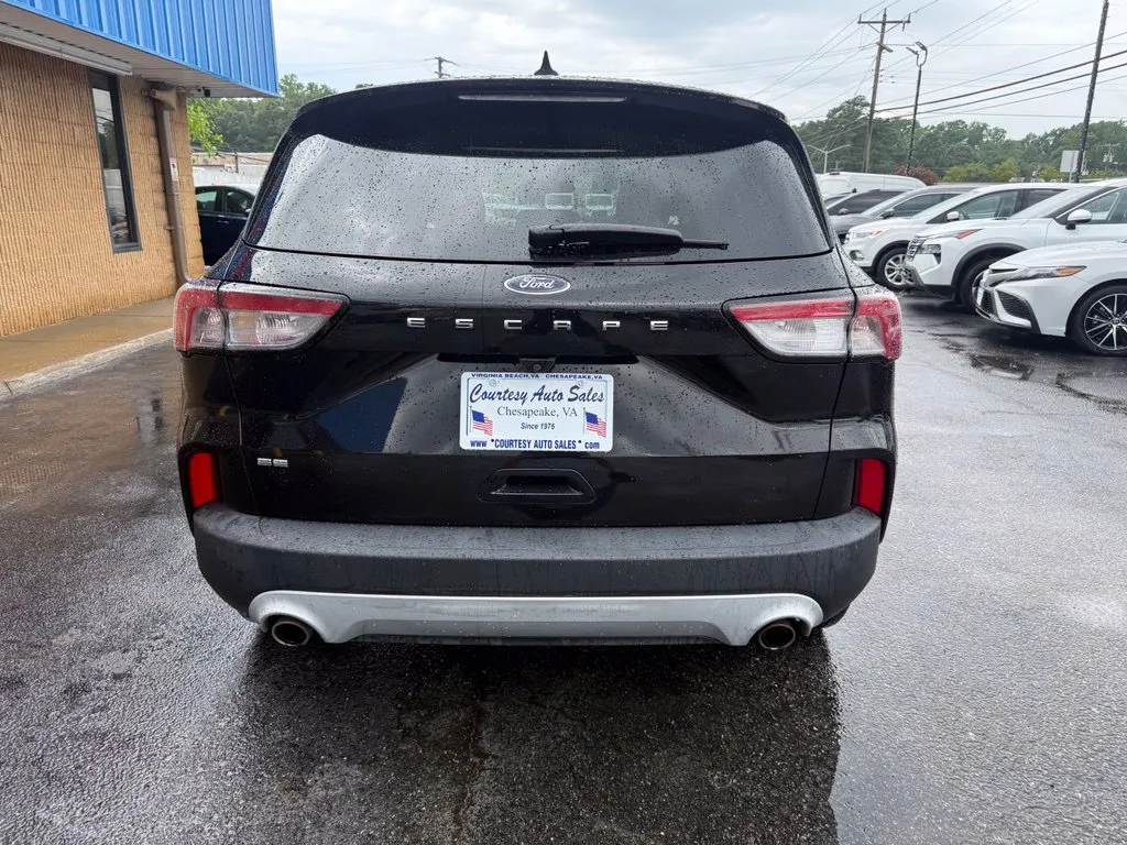 Ford Escape photo 6