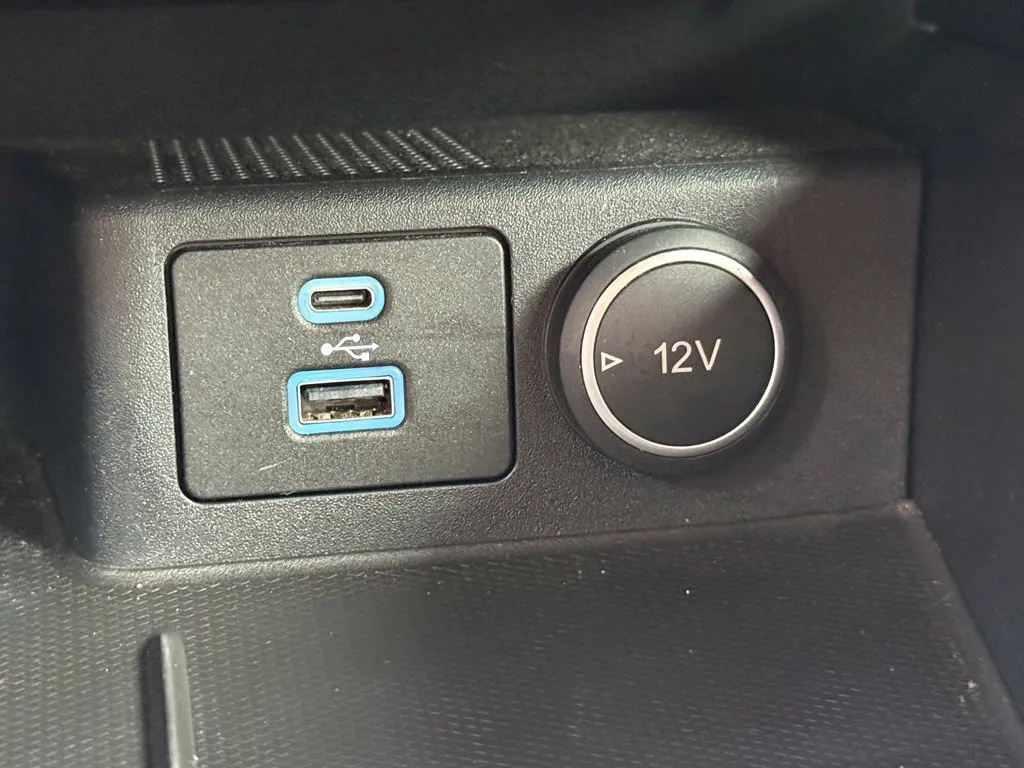 Ford Escape photo 24