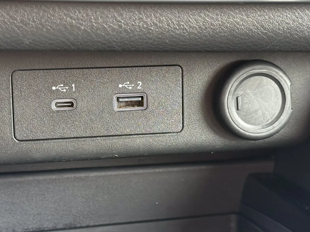 Nissan Rogue photo 23
