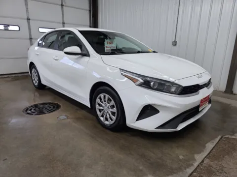 White 2022 Kia Forte for sale in Appleton, WI