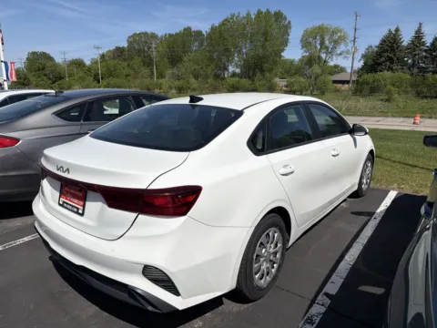 More photos of 2022 Kia Forte at 199ride Appleton Auto, WI