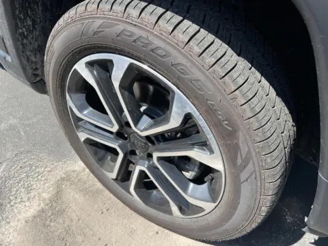 More photos of 2022 Jeep Compass at 199ride Appleton Auto, WI