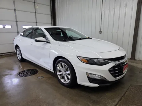 White 2023 Chevrolet Malibu LT for sale in Appleton, WI