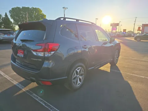 More photos of 2023 Subaru Forester Premium at 199ride Appleton Auto, WI