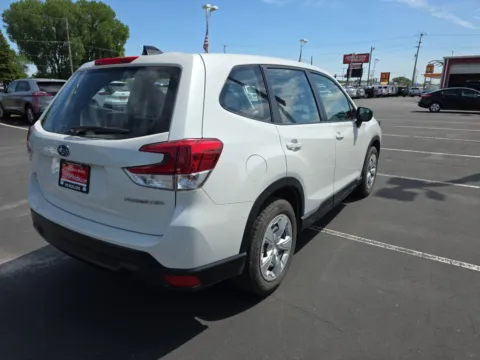 More photos of 2024 Subaru Forester at 199ride Appleton Auto, WI