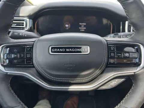 More photos of 2024 Jeep Grand Wagoneer Obsidian at 199ride Appleton Auto, WI