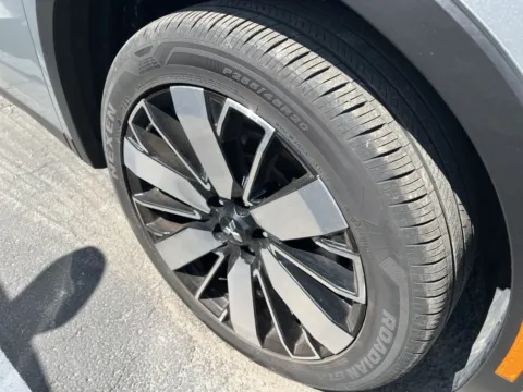 More photos of 2025 Mitsubishi Outlander at 199ride Appleton Auto, WI