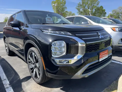 More photos of 2025 Mitsubishi Outlander at 199ride Appleton Auto, WI