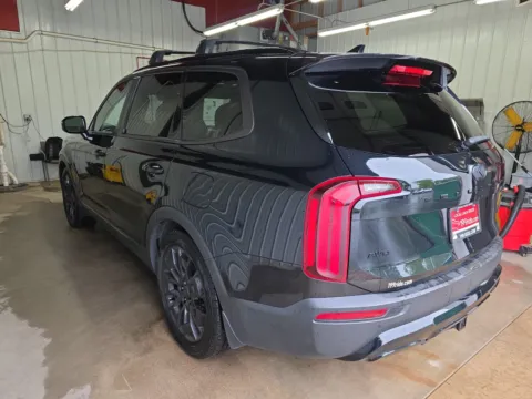 Another view of 2021 Kia Telluride SX for sale in Appleton, WI at 199ride Appleton Auto