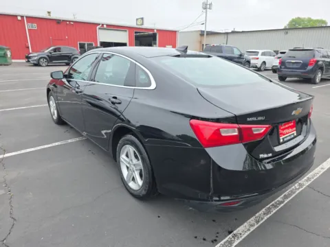 Another view of 2024 Chevrolet Malibu LT for sale in Appleton, WI at 199ride Appleton Auto