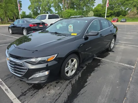 Black 2024 Chevrolet Malibu LT for sale in Appleton, WI
