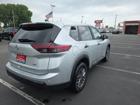 More photos of 2024 Nissan Rogue S at 199ride Appleton Auto, WI