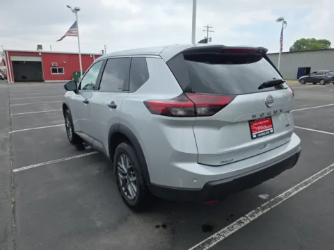 Another view of 2024 Nissan Rogue S for sale in Appleton, WI at 199ride Appleton Auto
