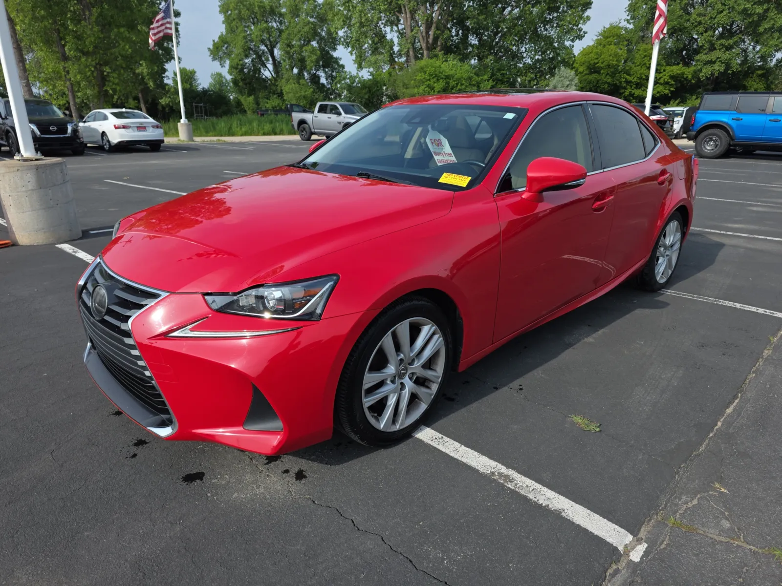 2019 Lexus IS Base