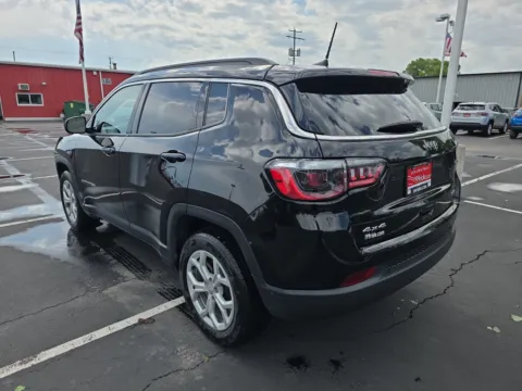 More photos of 2024 Jeep Compass at 199ride Appleton Auto, WI