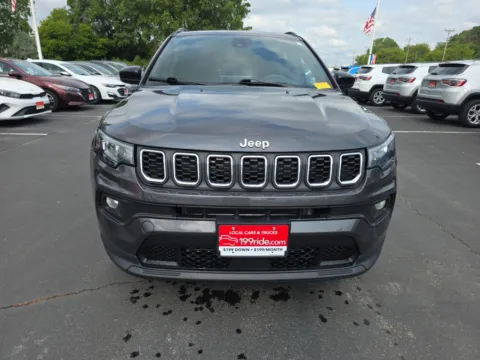Another view of 2024 Jeep Compass for sale in Appleton, WI at 199ride Appleton Auto