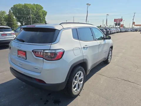 More photos of 2024 Jeep Compass at 199ride Appleton Auto, WI