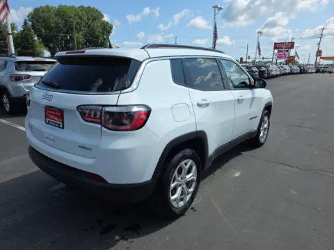 More photos of 2024 Jeep Compass at 199ride Appleton Auto, WI