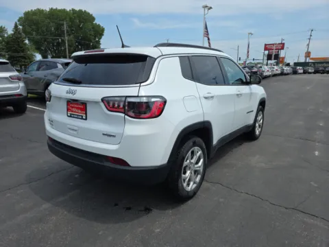 More photos of 2024 Jeep Compass at 199ride Appleton Auto, WI