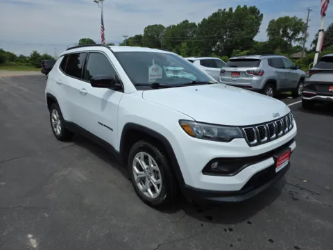 Photos of 2024 Jeep Compass for sale in Appleton, WI at 199ride Appleton Auto