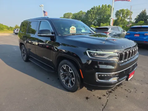 Photos of 2024 Jeep Wagoneer Series III for sale in Appleton, WI at 199ride Appleton Auto