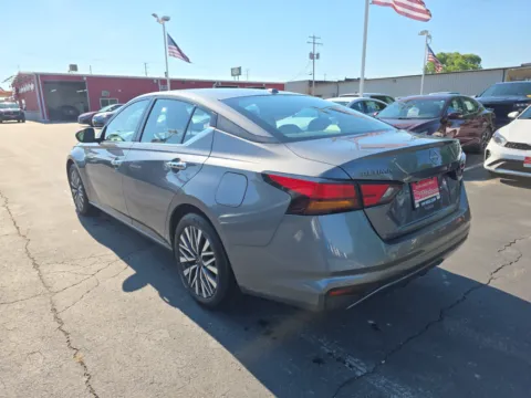 More photos of 2024 Nissan Altima 2.5 SV at 199ride Appleton Auto, WI