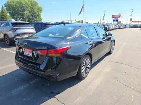 More photos of 2024 Nissan Altima 2.5 SV at 199ride Appleton Auto, WI