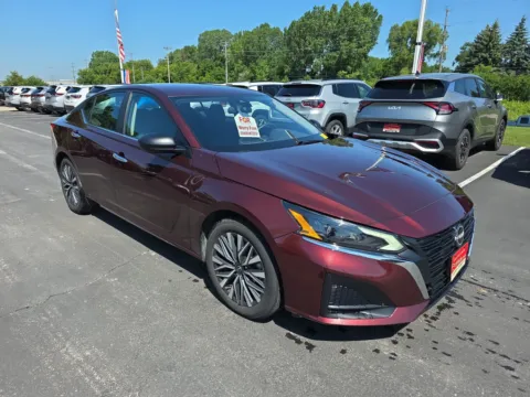 Photos of 2024 Nissan Altima 2.5 SV for sale in Appleton, WI at 199ride Appleton Auto