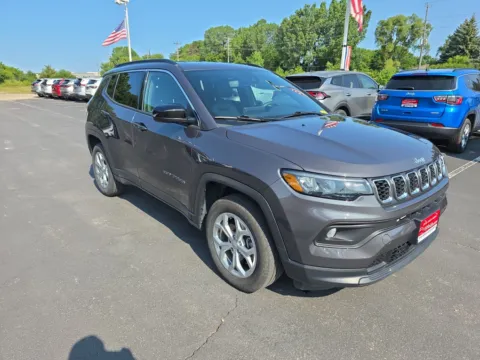 Photos of 2024 Jeep Compass for sale in Appleton, WI at 199ride Appleton Auto