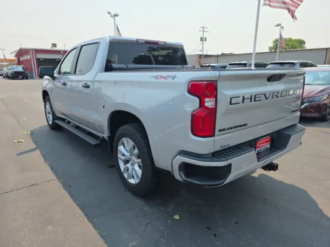 More photos of 2021 Chevrolet Silverado 1500 Custom at 199ride Appleton Auto, WI
