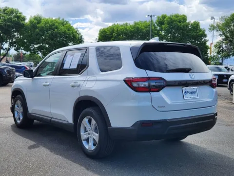 More photos of 2023 Honda Pilot LX at Fowler Honda of Longmont, CO