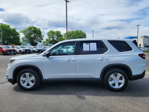 More photos of 2023 Honda Pilot LX at Fowler Honda of Longmont, CO