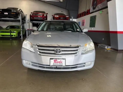 More photos of 2006 Toyota Avalon XLS at Red's Auto & Truck, CO
