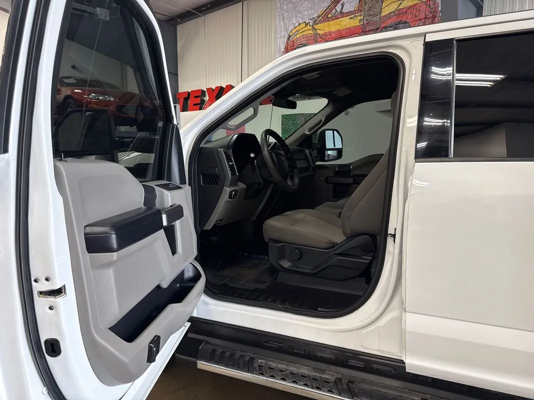 2020 Ford F-250 Super Duty XLT - Photo 51