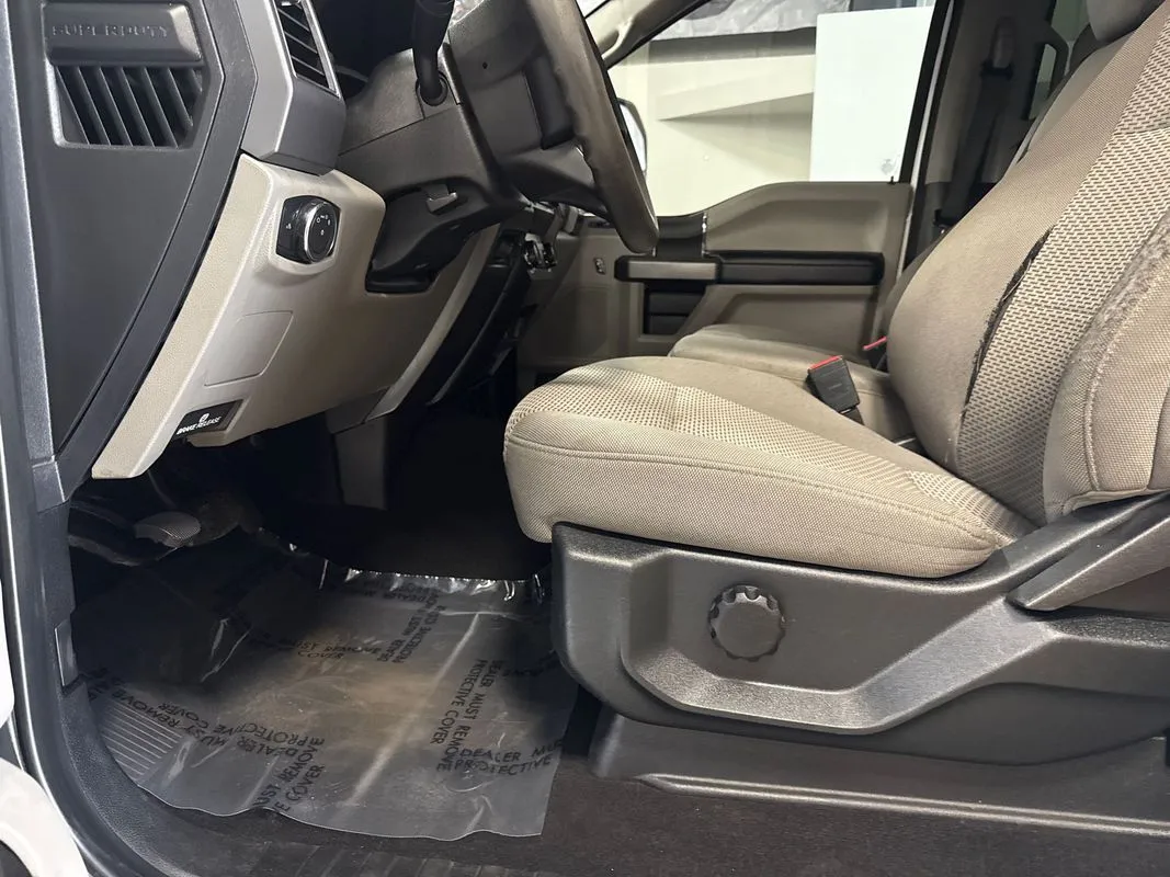 2020 Ford F-250 Super Duty XLT - Photo 52