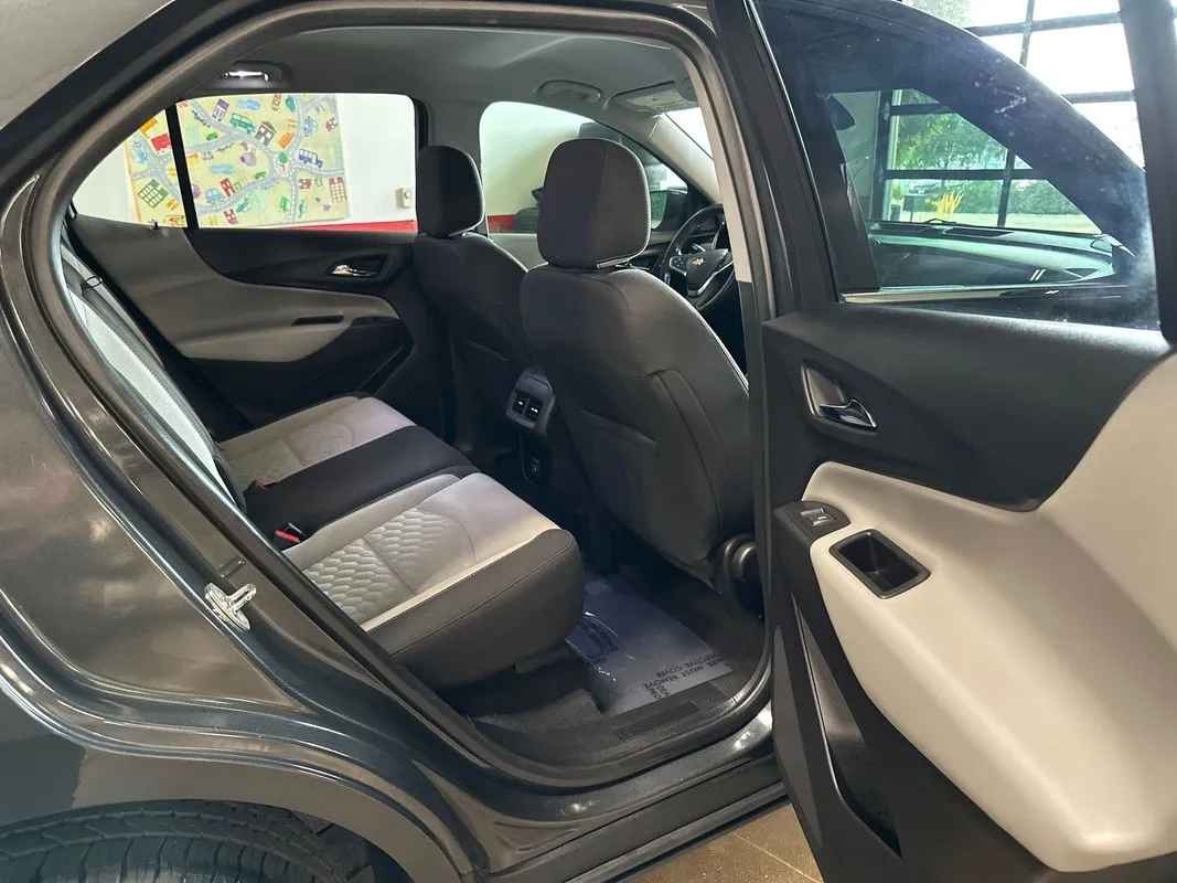 2019 Chevrolet Equinox LT - Photo 12