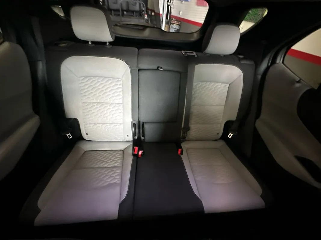 2019 Chevrolet Equinox LT - Photo 13