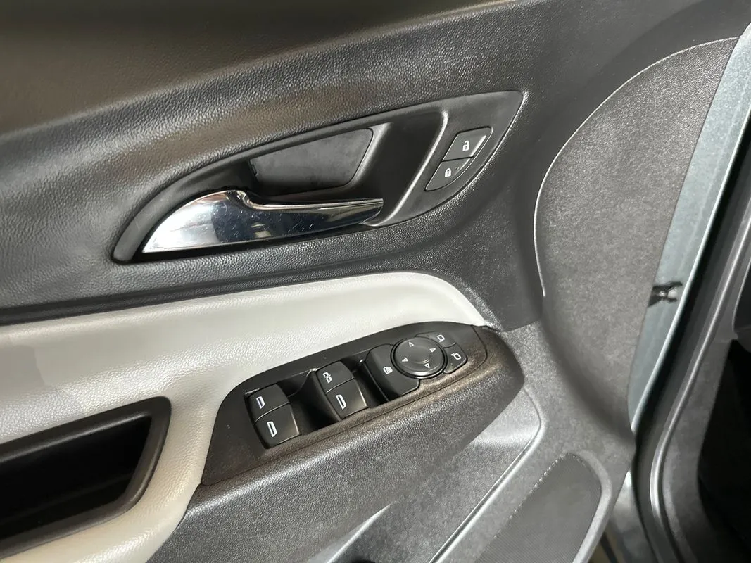 2019 Chevrolet Equinox LT - Photo 42