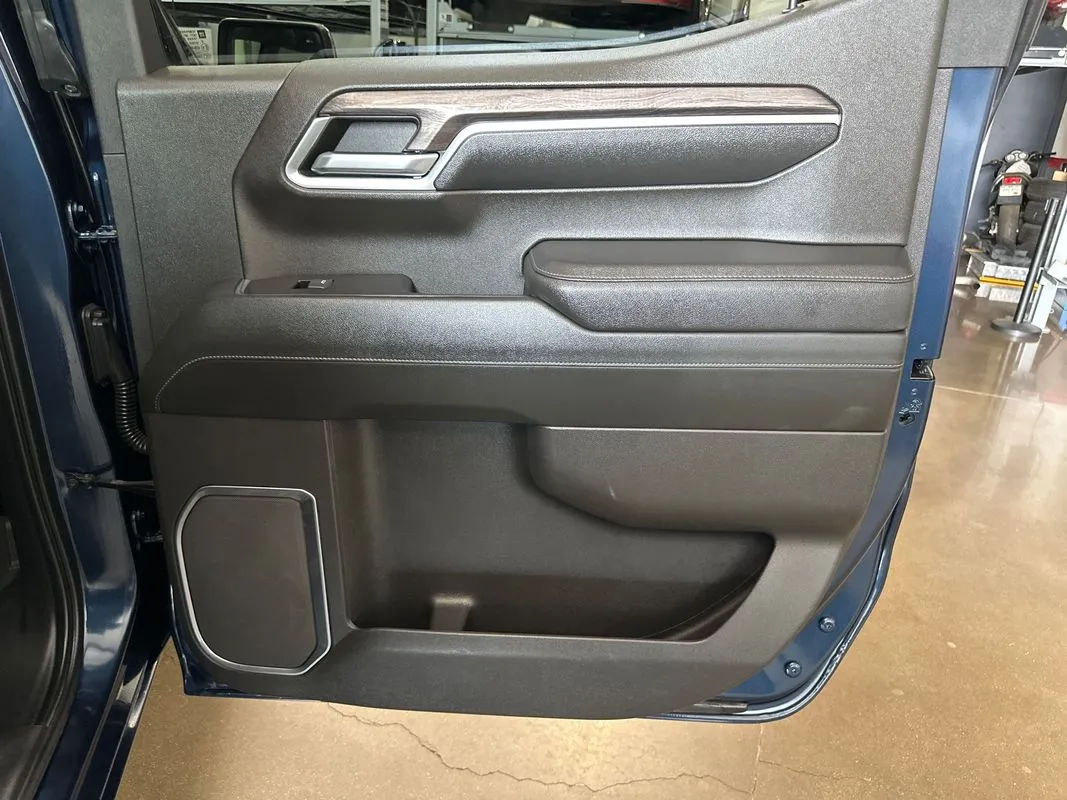 2022 Chevrolet Silverado 1500 LTZ - Photo 89