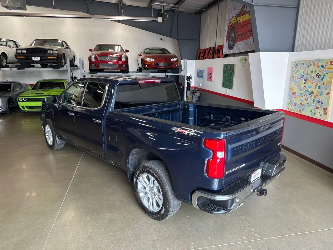 2022 Chevrolet Silverado 1500 LTZ - Photo 37
