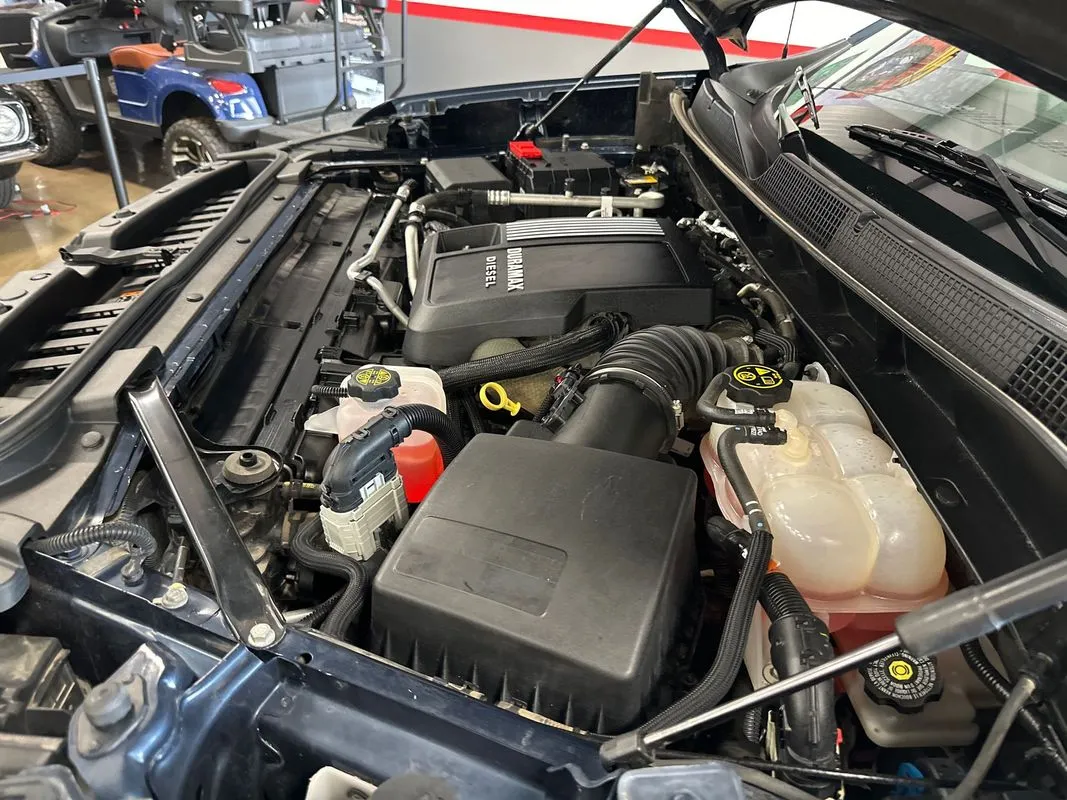2022 Chevrolet Silverado 1500 LTZ - Photo 47