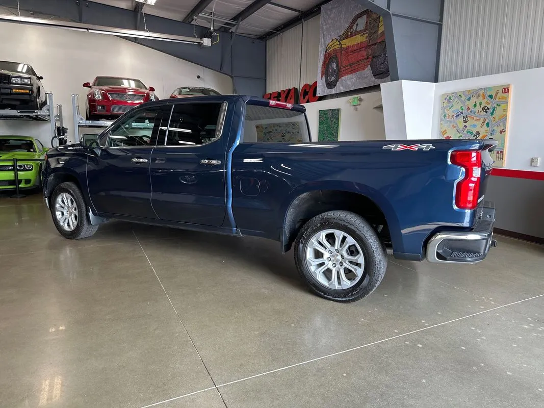 2022 Chevrolet Silverado 1500 LTZ - Photo 32