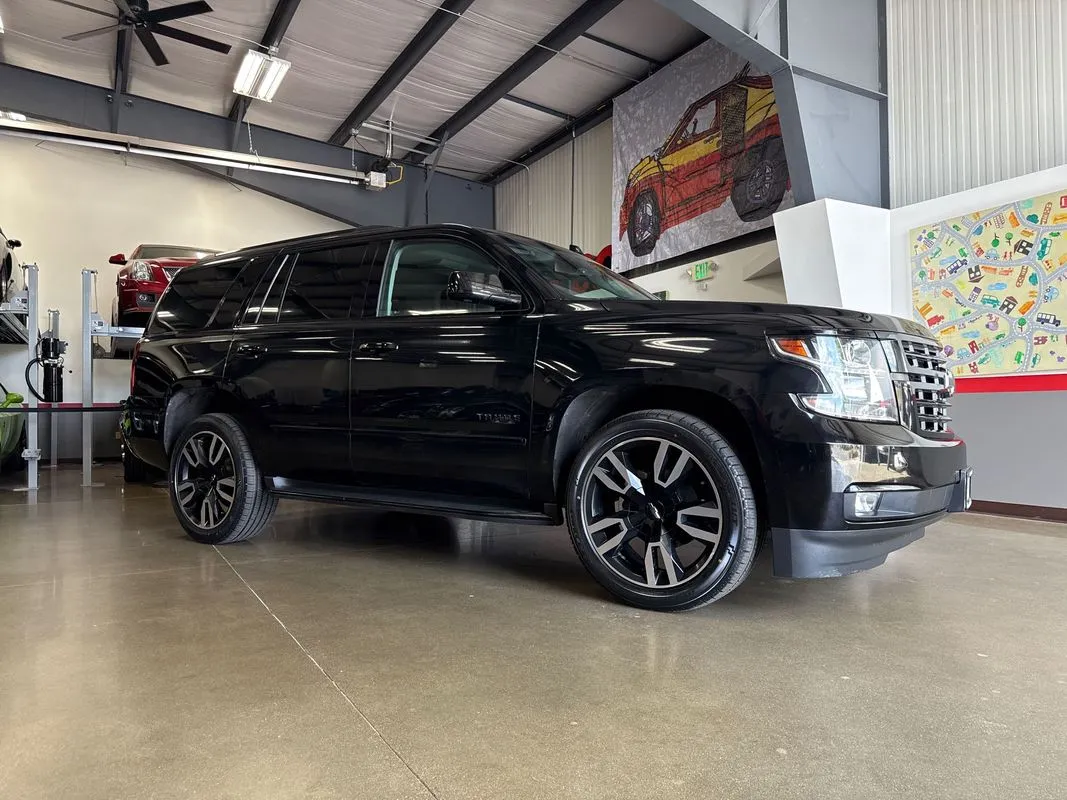 2019 Chevrolet Tahoe Premier - Photo 3