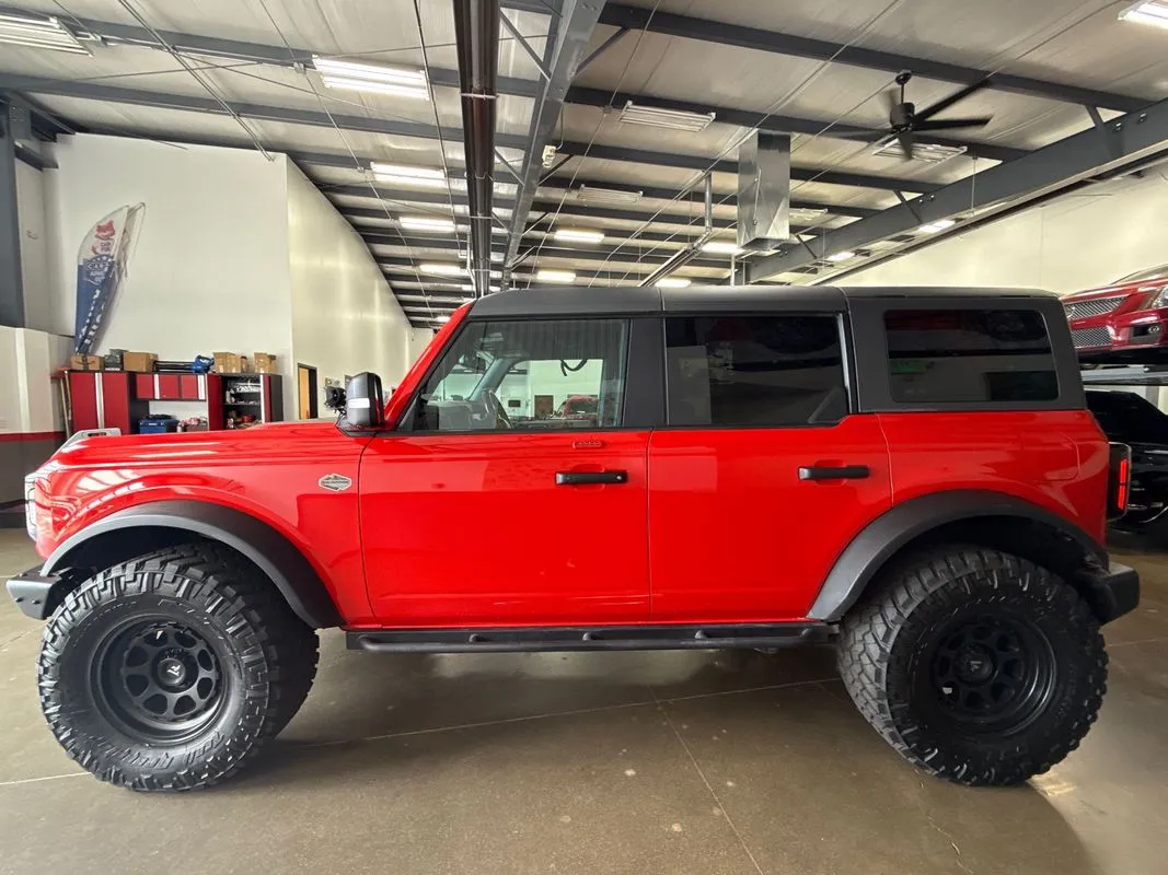 2023 Ford Bronco 4-Door Wildtrak - Photo 28