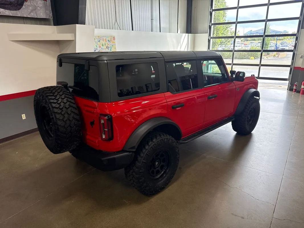2023 Ford Bronco 4-Door Wildtrak - Photo 23