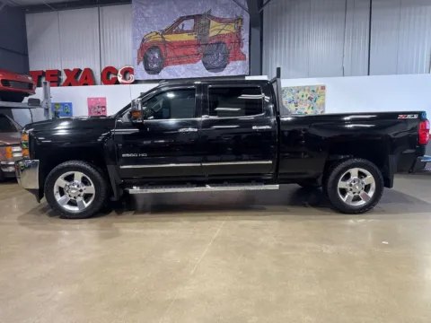 More photos of 2016 Chevrolet Silverado 2500HD LTZ at Red's Auto & Truck, CO