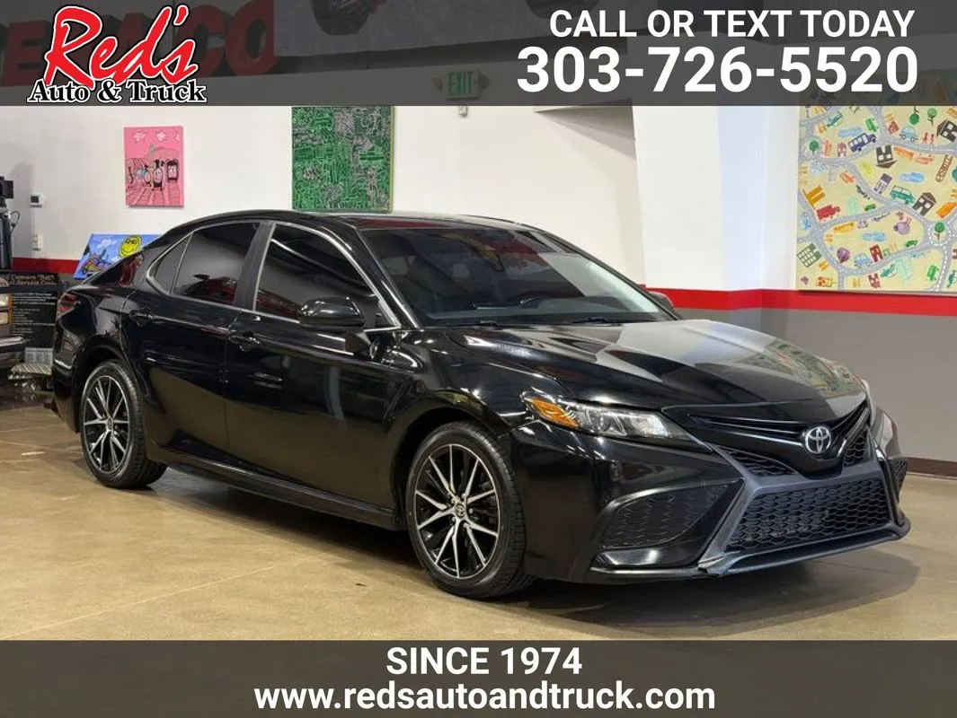 Black 2021 Toyota Camry SE for sale in Longmont, CO