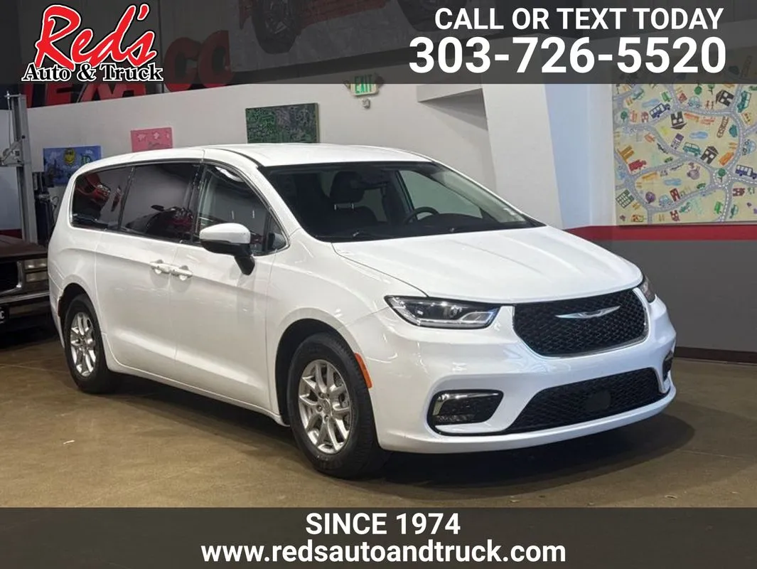 White 2023 Chrysler Pacifica Touring L for sale in Longmont, CO