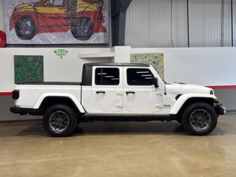 More photos of 2021 Jeep Gladiator Overland 4x4 at Red's Auto & Truck, CO