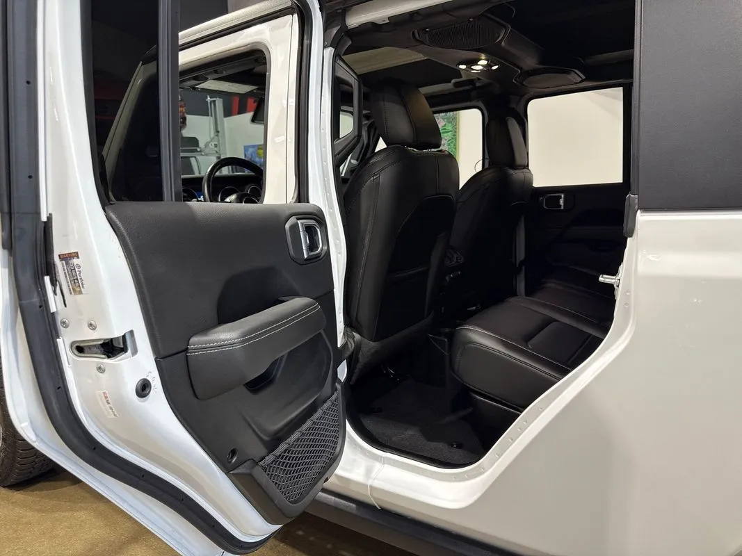 2021 Jeep Gladiator Overland - Photo 123
